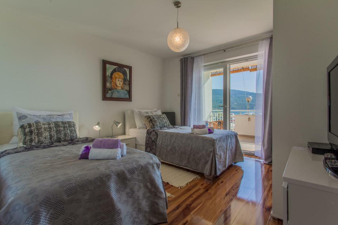Apartment Sara - Đảo Cres Ngoại thất bức ảnh