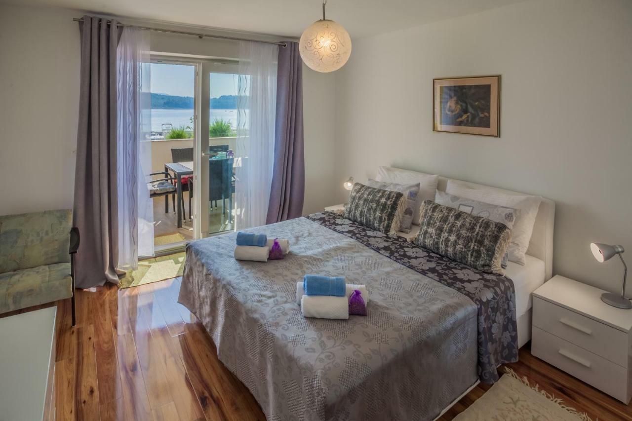 Apartment Sara - Đảo Cres Ngoại thất bức ảnh