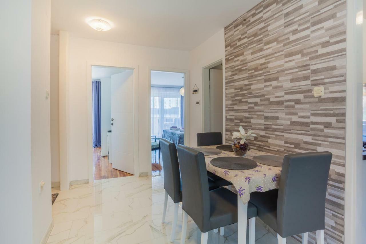 Apartment Sara - Đảo Cres Ngoại thất bức ảnh